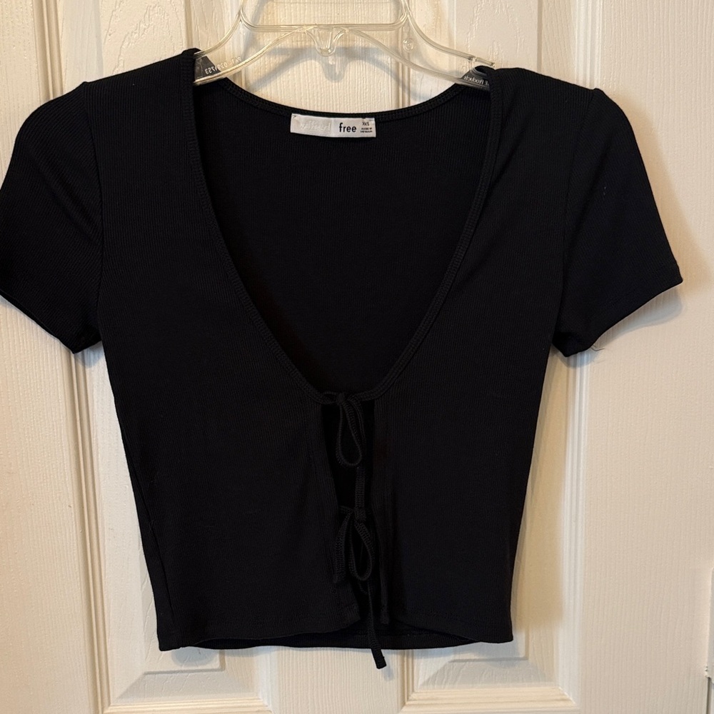 Wilfred Free Black Tie-Front Short Sleeve Top